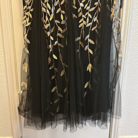 NWT Evening Gown - Picture 6 of 6